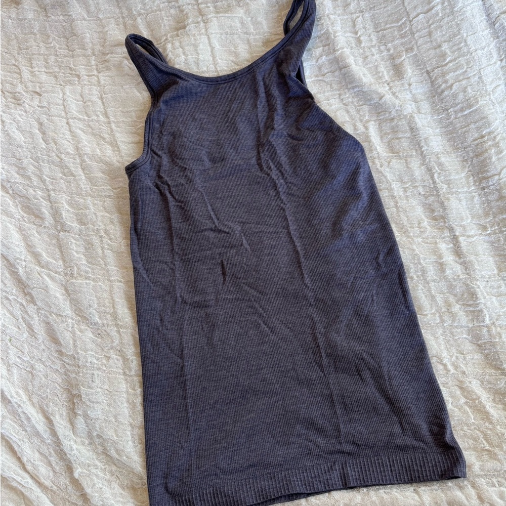 Lululemon high neck tank size 0